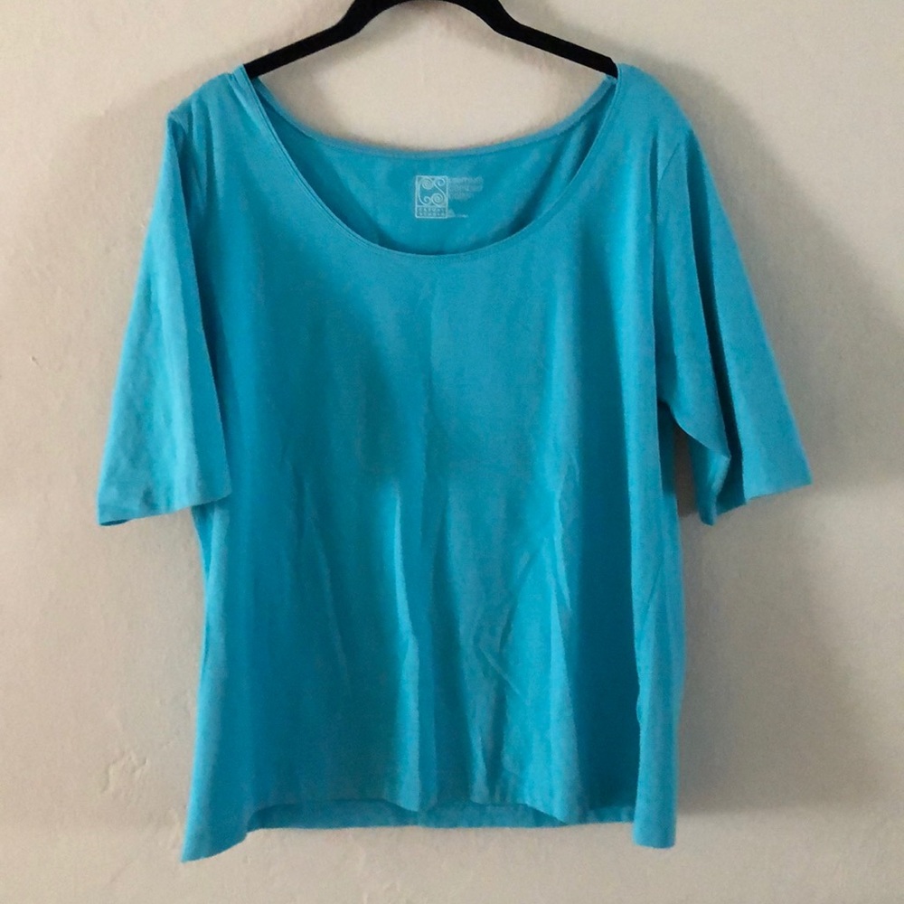 Casual studio top
